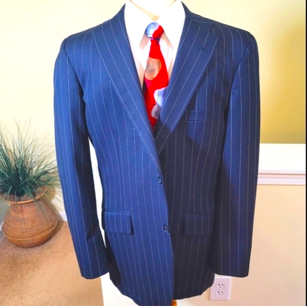 Holland & Sherry Sport Coat - Picture 2 of 16